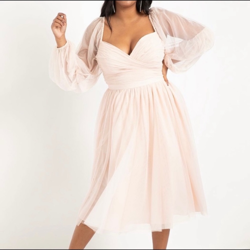 Eloquii x Nabela Noor Collab. Formal Dress Puff Sleeve Pink Tulle